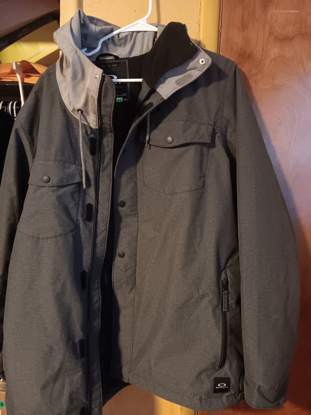 Oakley Men’s Dark Gray Hooded Field Jacket